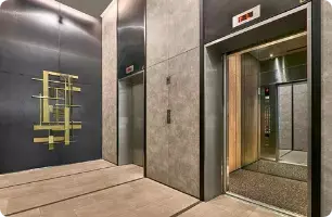 طراحی و نصب 5 دستگاه آسانسور مجتمع تجاری عقیق